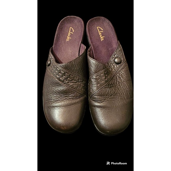 Clarks Shoes - Clarks women's shoes Size 11 Brown Slip‎ On